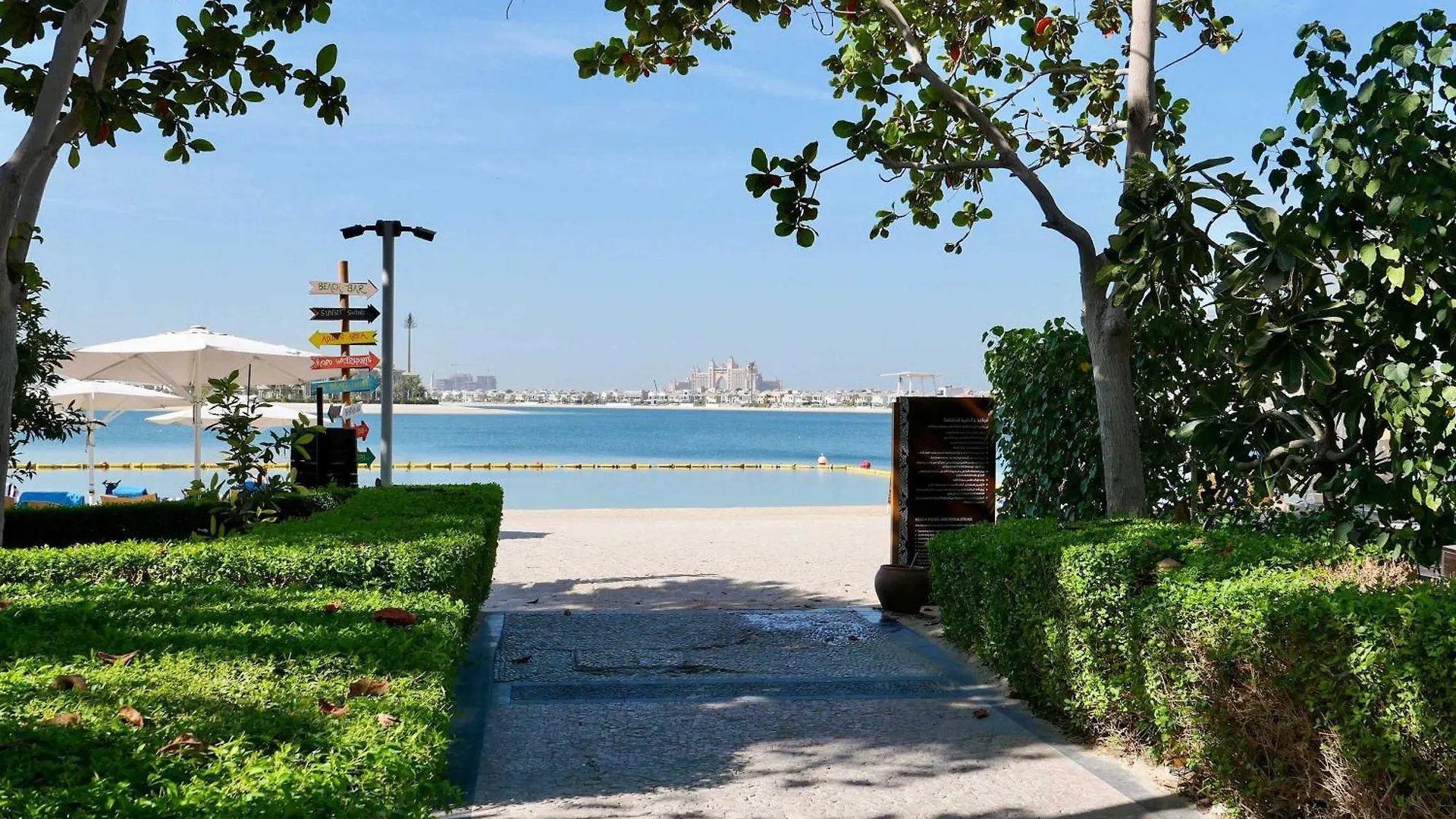 Waterfront 2Br Apartment With Sea Views Dubai United Arab Emirates