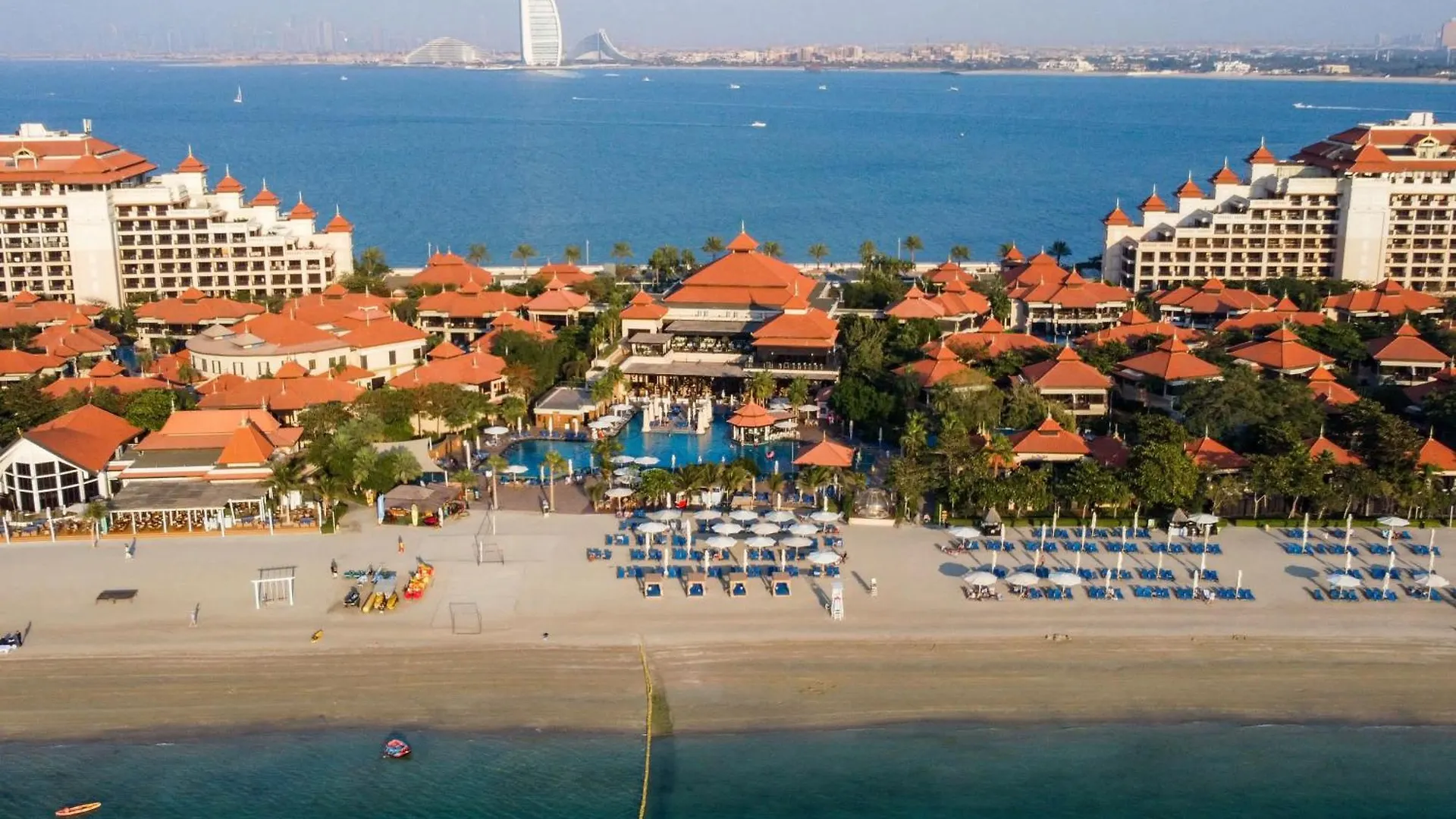 Waterfront 2Br Apartment With Sea Views Dubai United Arab Emirates